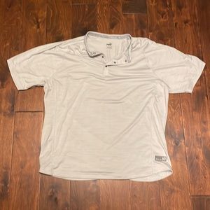 Men’s golf shirt